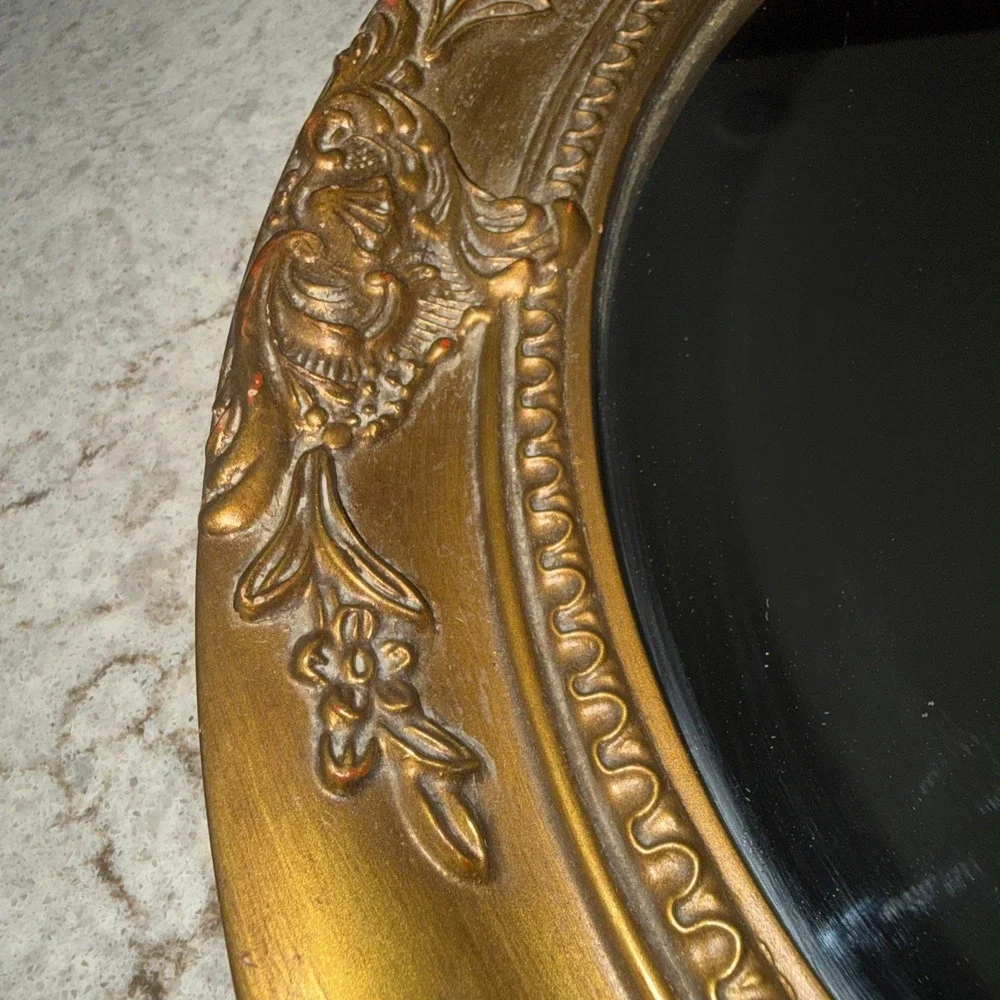 VTG Crown Fine Arts Ornate Bronze framed Mirror Oval 13X11 Gallery Wall READ
